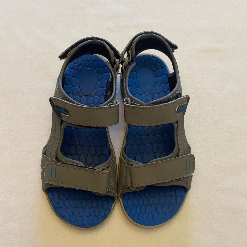 EUC Eddie Bauer Big Boy Size 3 blue and gray sandals